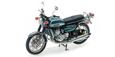 122162104 SUZUKI GT 750 J – 1973 – GREEN 1:12
